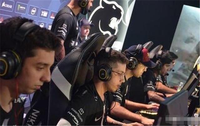 神和奉献精 神和奉献精