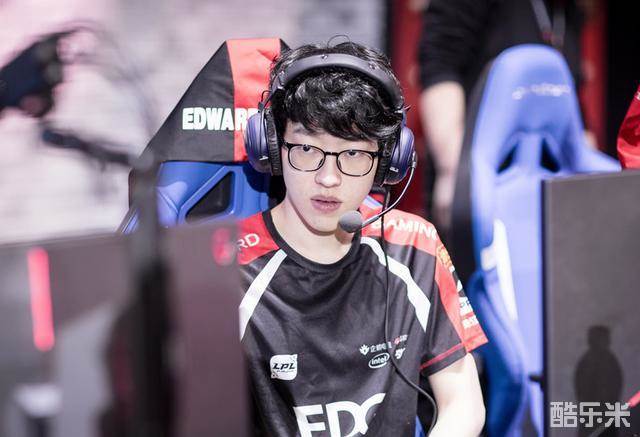 在第二场面 在第二场面