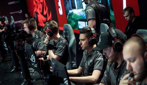 比赛自己无 比赛自己无